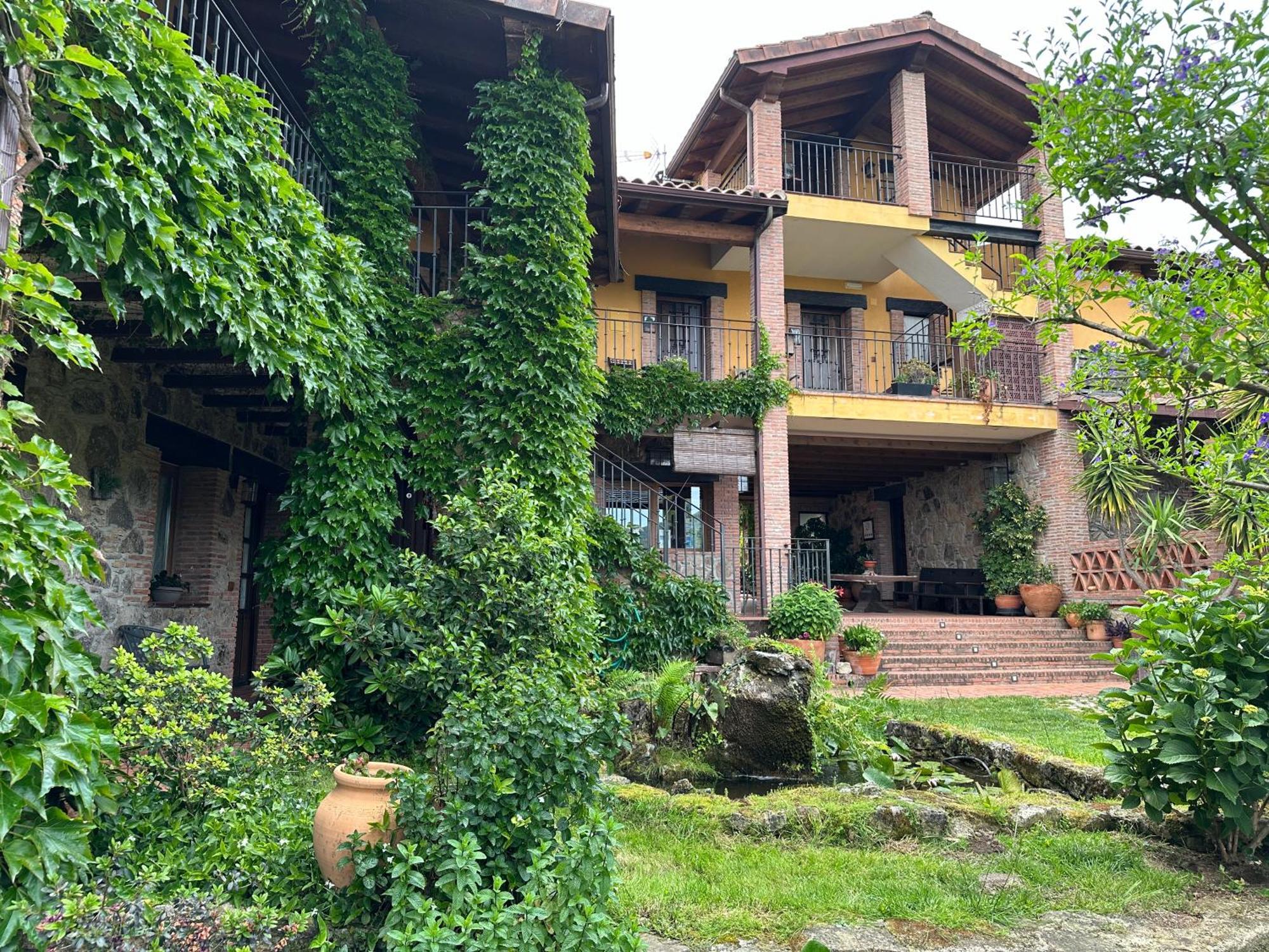 Hotel Rural La Covacha Losar De La Vera Dış mekan fotoğraf